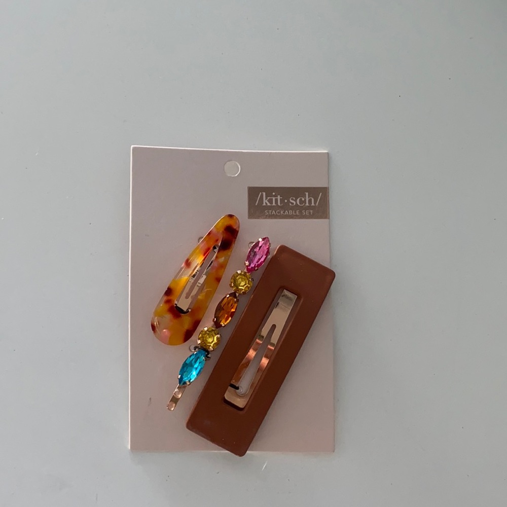 Kitsch hair clips